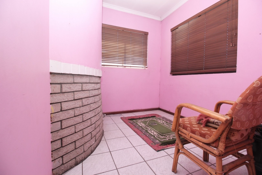 Commercial Property for Sale in Tuscany Glen Western Cape